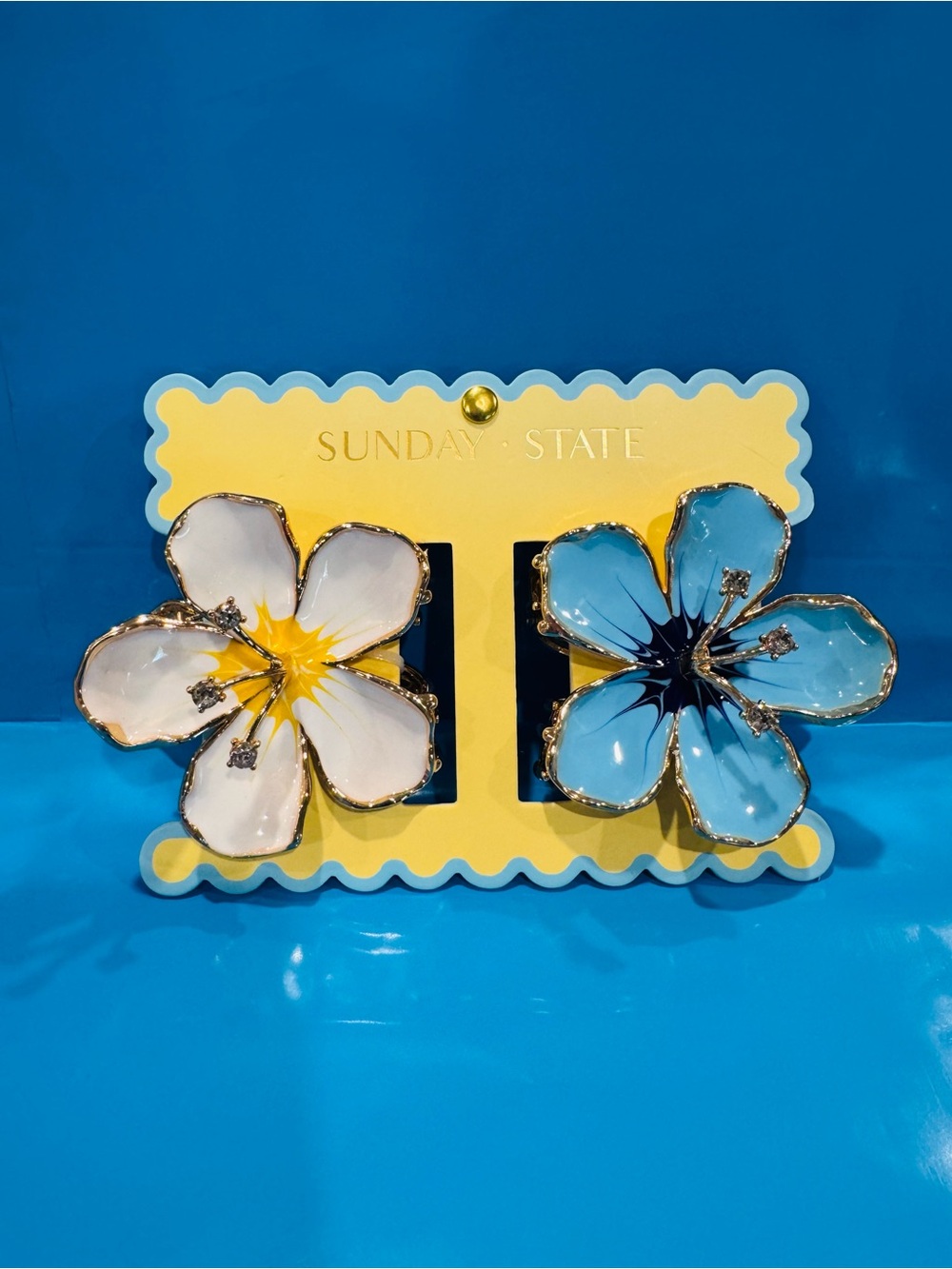 NWT Sunday State Floral Statement Hair Clips - White & Blue